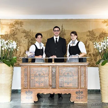 Hotell Quadratscha Alpenhotel