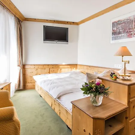 Hotell Quadratscha Alpenhotel Samedan