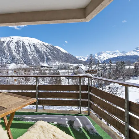 Quadratscha Alpenhotel Hotell