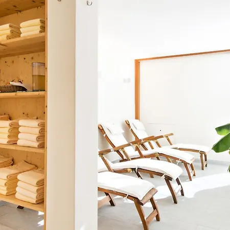 Hotell Quadratscha Alpenhotel 4*