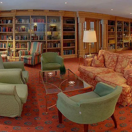 Hotell Quadratscha Alpenhotel 4*