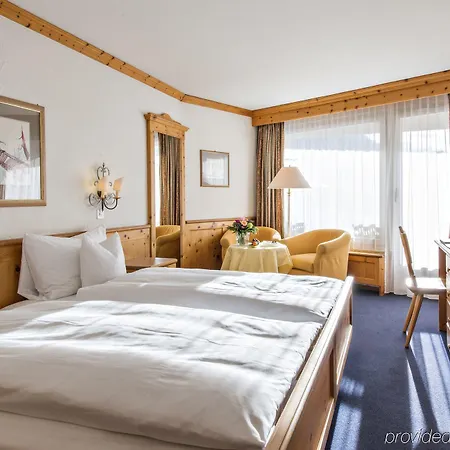 Quadratscha Alpenhotel Samedan