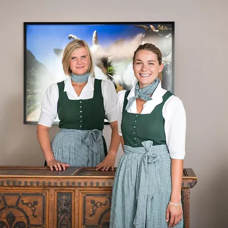 Hotel Quadratscha Alpenhotel