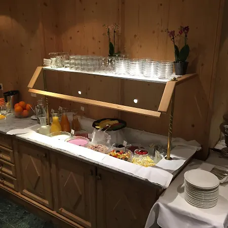 Quadratscha Alpenhotel