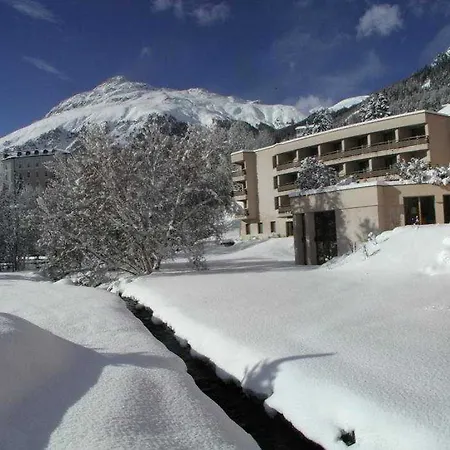 Hotell Quadratscha Alpenhotel Samedan
