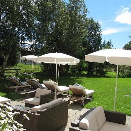 Quadratscha Alpenhotel Hotel 4*