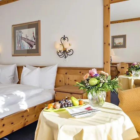 Quadratscha Alpenhotel Samedan