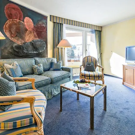 Quadratscha Alpenhotel 4*