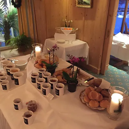 Hotel Quadratscha Alpenhotel 4*