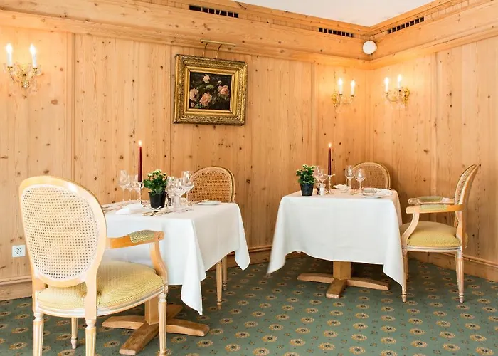 Quadratscha Alpenhotel 4*