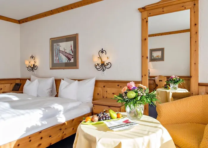 Quadratscha Alpenhotel 4* Самедан